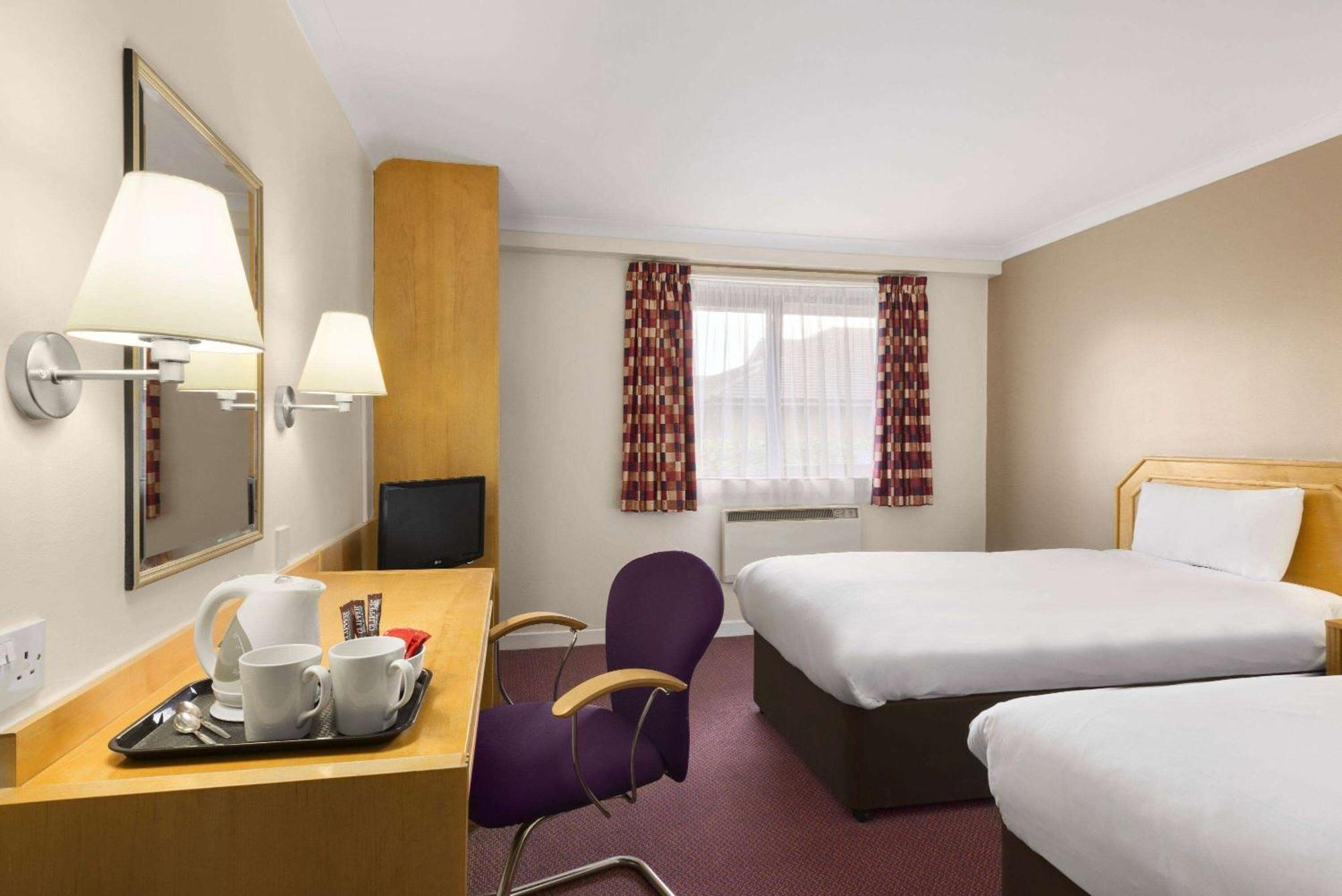 Days Inn Hamilton Exteriér fotografie